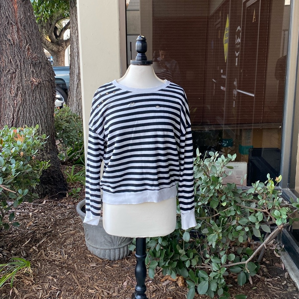 Splendid - woman’s, long sleeve, distressed top in size M in Black/White striped